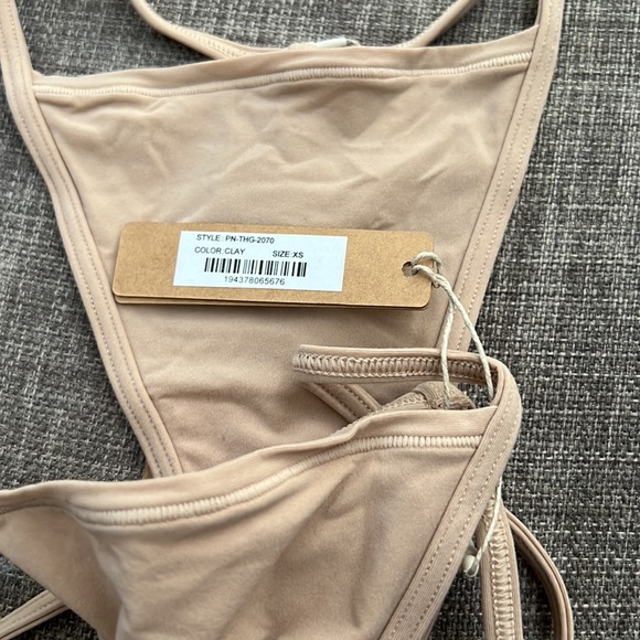 Skims Fit Everybody T String Thong - Picture 6 of 11